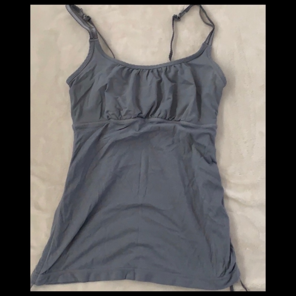 Lululemon tank size 4